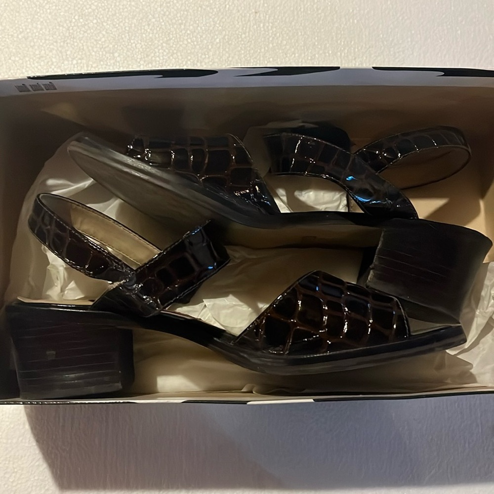 Ipanema Dark Brown Size 7 Vintage Shoes